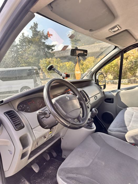 Продава се Renault trafic 2.0 дизел 115HP внос Франция