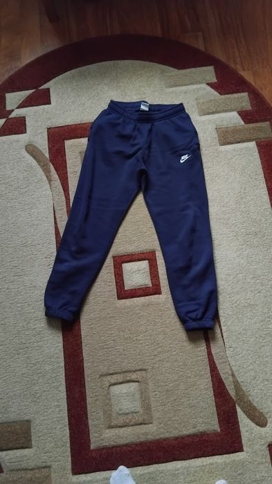 Pantaloni nike club fleece