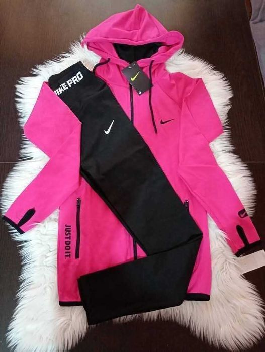 Дамски комплект 2 части - последни бройки