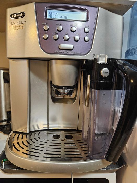 Espressor Delonghi Magnifica Pronto