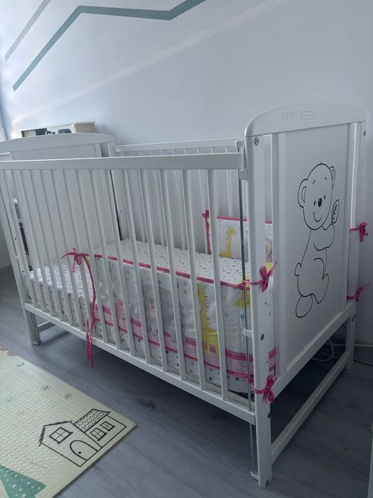 Кошарка с подвижна решетка +матрак,2бр. обиколници и протектор