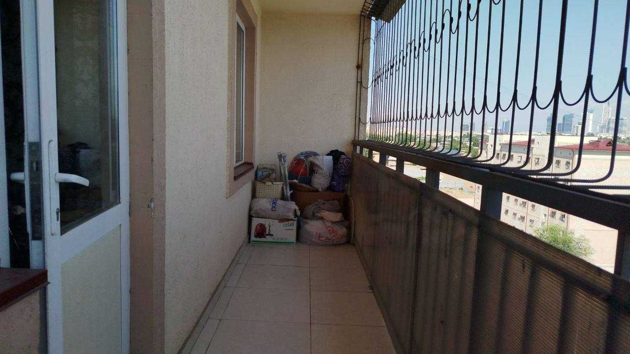 Самарканд Дарвоза 4 хона срочно сотилади. Евроремонт. парковка. 100м2