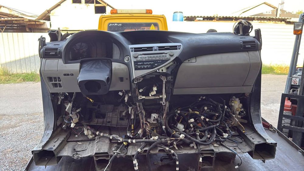 Салон на Lexus Rx Л10