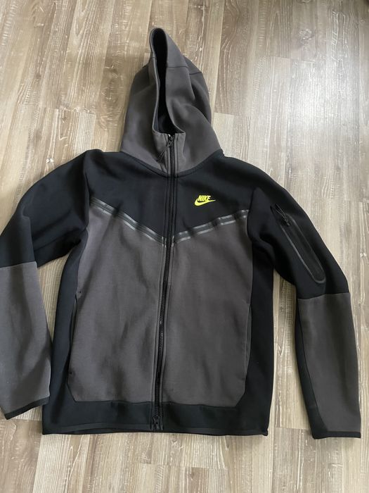 Nike tech fleece оригинално горнище