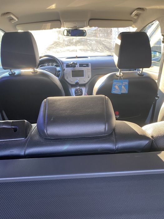 Vanzare autoturizm ford Guga