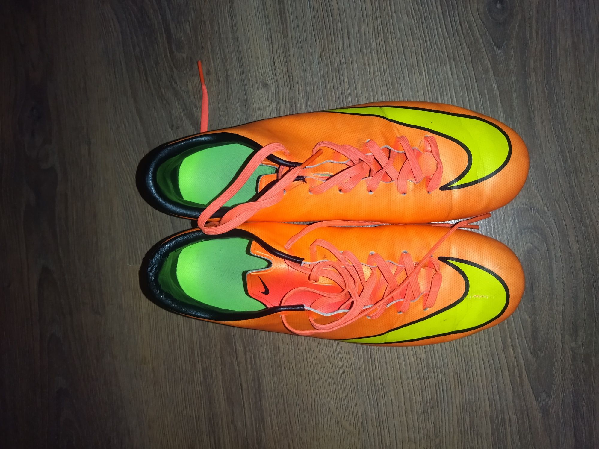 Оригинални футболни обувки NIKE MERCURIAL