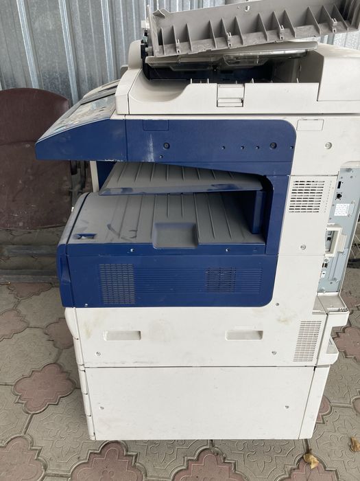 Продам 4 копировальных аппарата Xerox