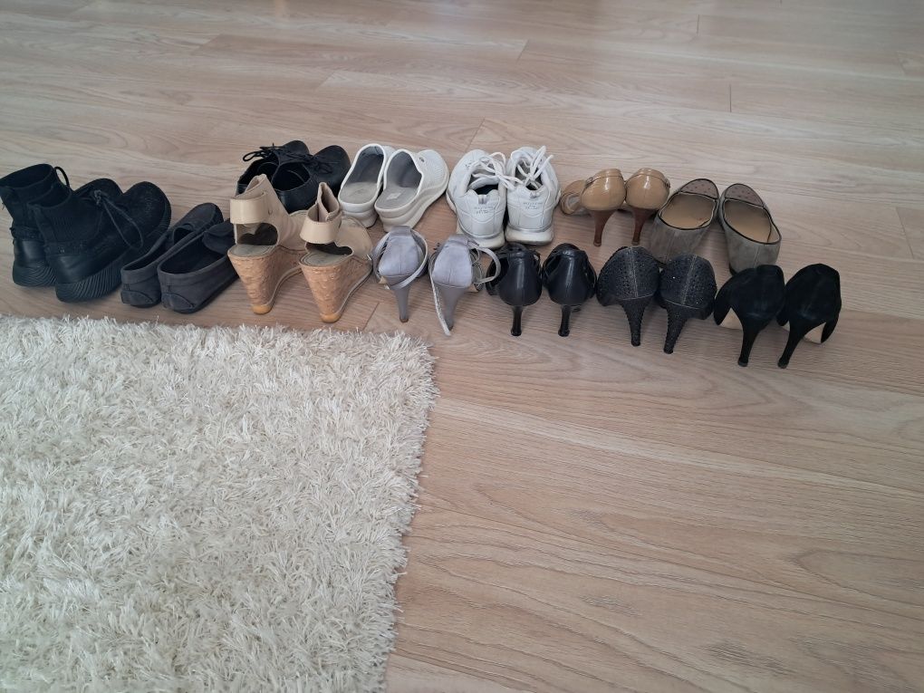 Vand sandale, pantofi, 37