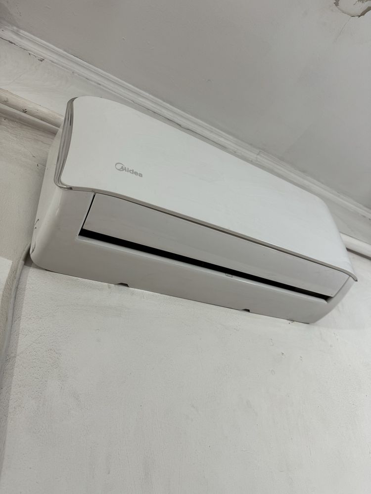 Кондиционер Midea