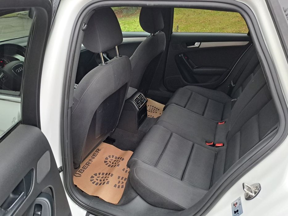 Audi a4 b8 an de fabricatie 2010 motor de 2.0 tdi 140 de cai