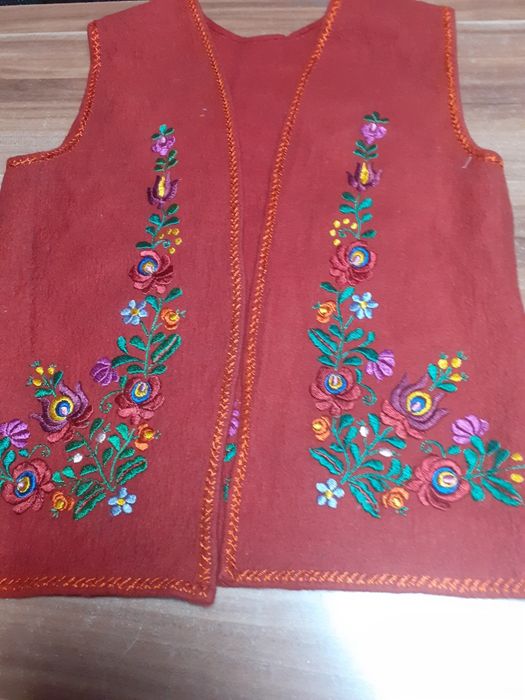 Стари  и автентични  части за носии