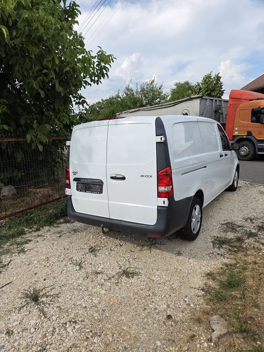 Mercedes Benz Vito