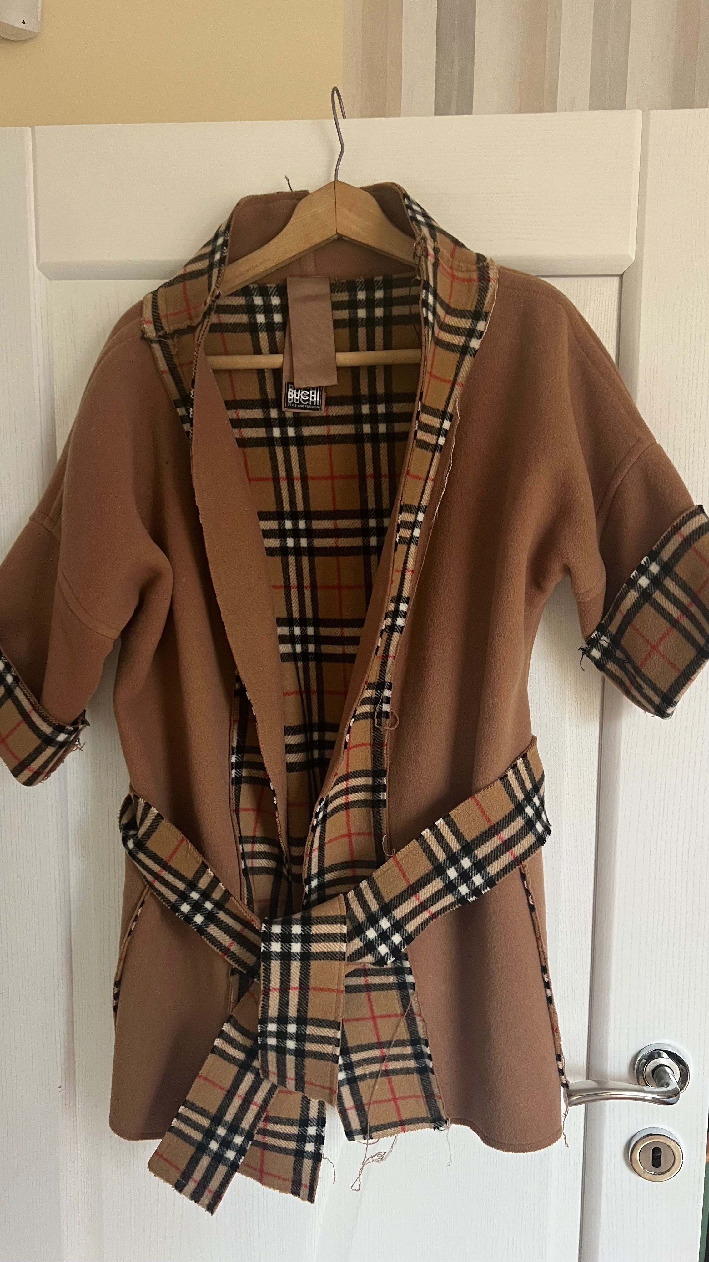 Вълнено палто с плат на Burberry