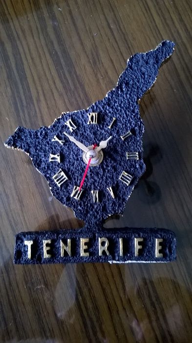 часовник красив за маса и декорация Тенерифе Tenerife