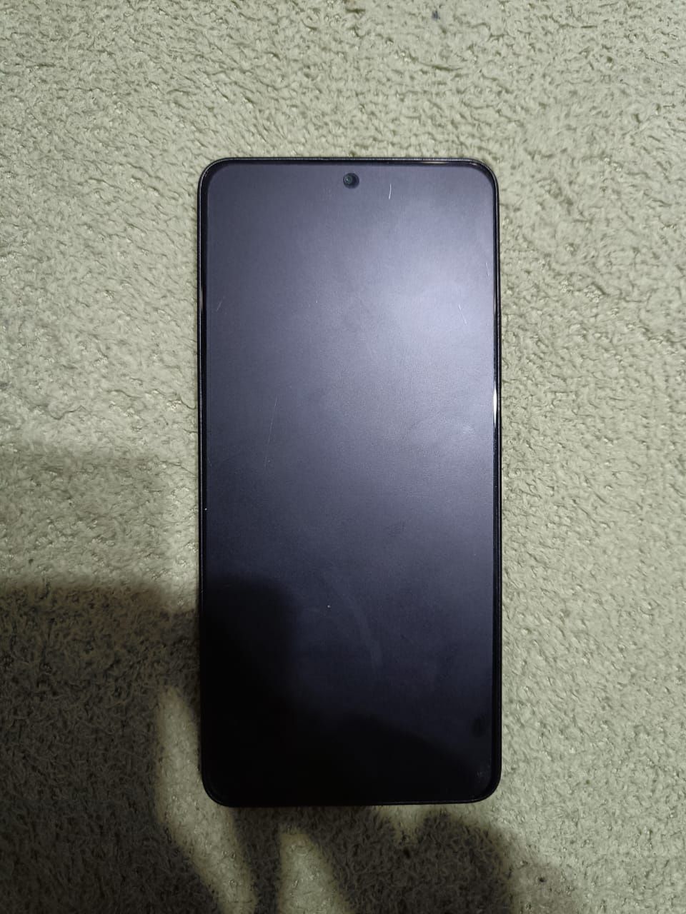 Обменяю свой poco x6 pro 12/512 могу с дп