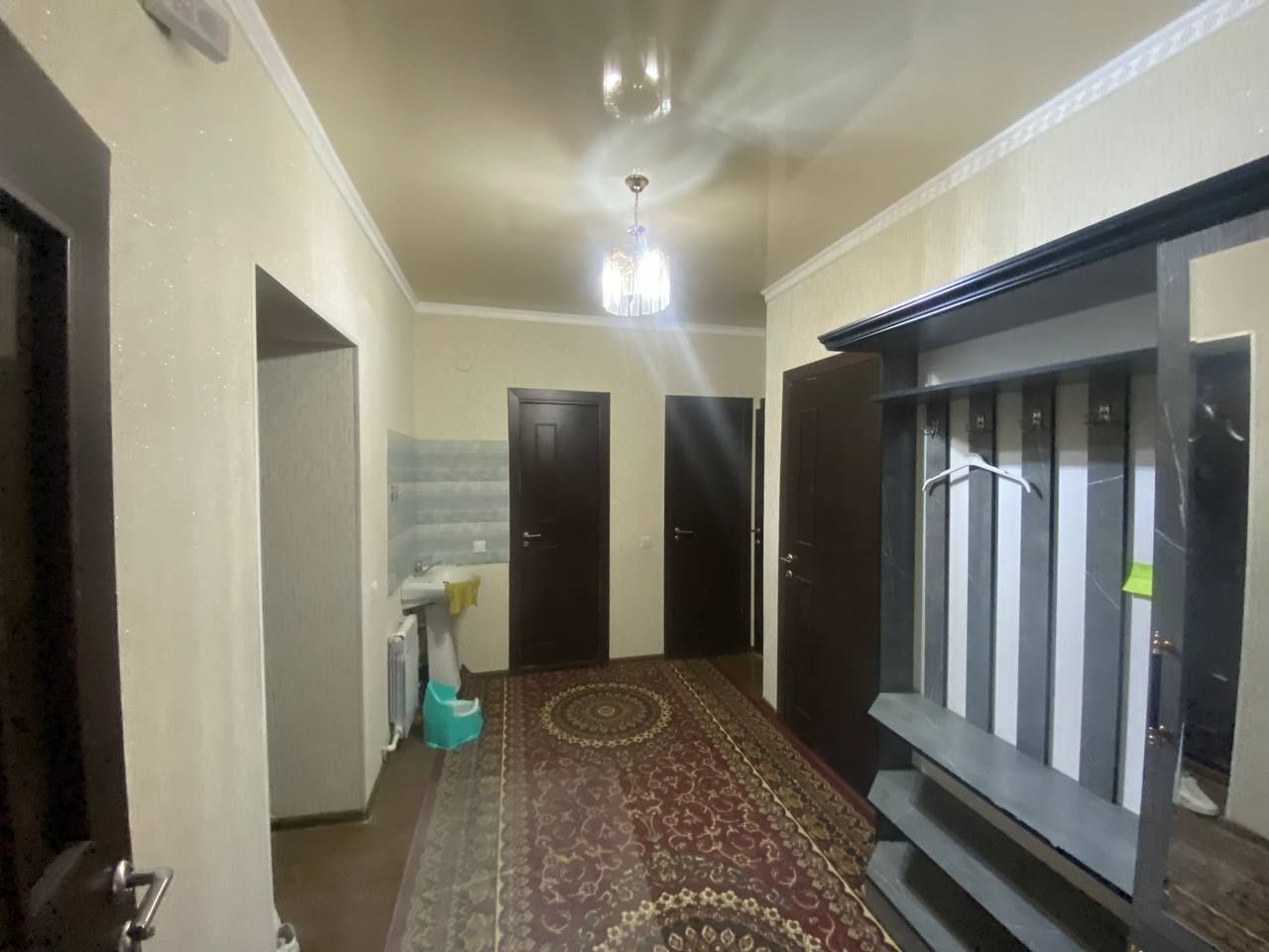 2 xonali kv ijaraga beriladi