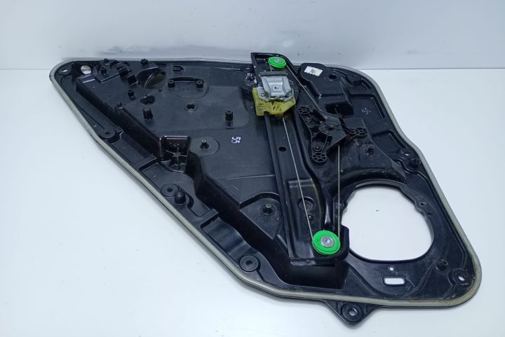 Macara geam dreapta spate A1767304400 Mercedes-Benz GLA-Class X156 se