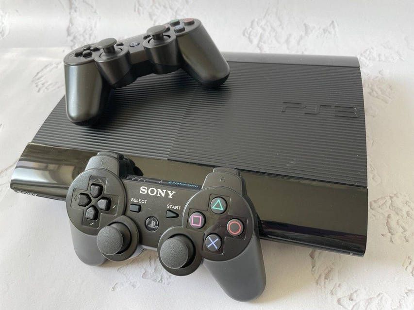 Sony PS-3 Super Slim игры записаны 2джойстика