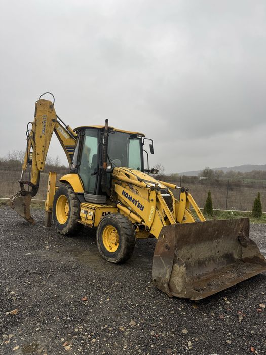 Buldoexcavator Komatsu 93R