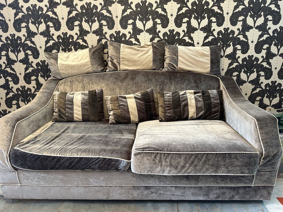 Диван для гостиной (2 дивна в комплекте)