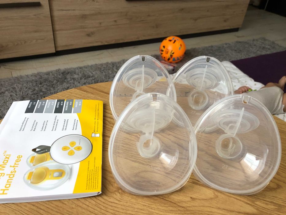 [Ca Nouă] - Pompa dublă Medela Swing Maxi Hands-Free 2024 - 21/24/27mm