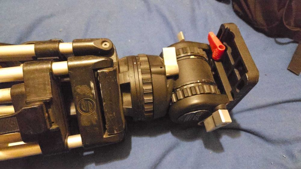 Trepied video profesional