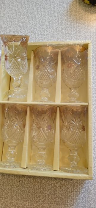 Рюмки новые стекло смотрите фото