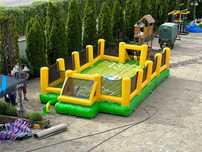 Inchiriez teren fotbal gonflabil pt party copii, 5x10 m, Dambovita