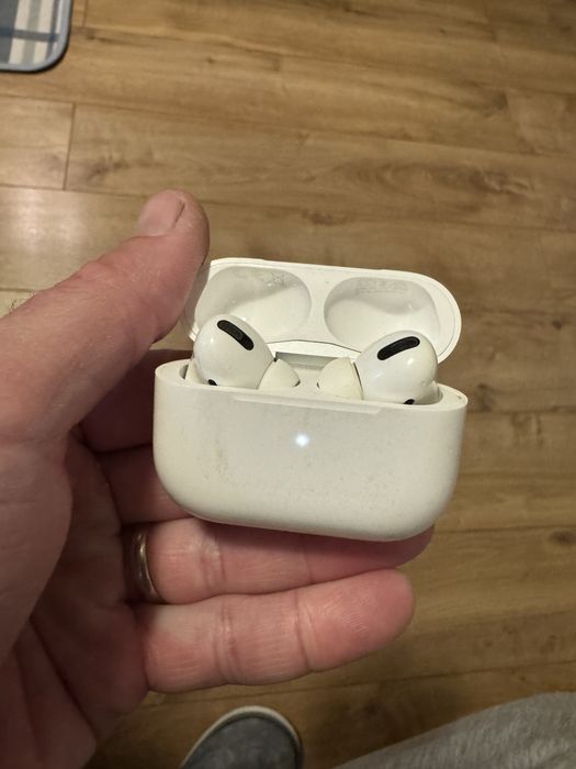 Airpods Pro  in stare buna originale