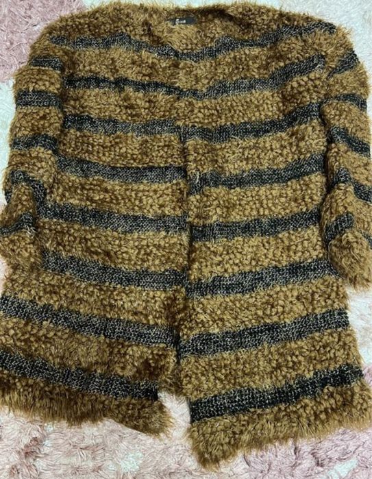 Cardigan elegant cu maneca trei sferturi