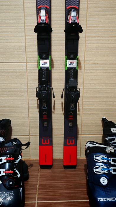 Set schiuri atomic savor 148-150 cm- clapari ski