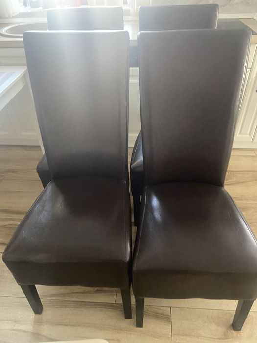 Vind scaune living sau buxatarie