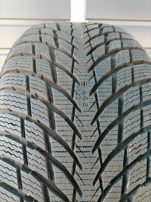 Anvelopa iarna  Nokian 225 /45R18