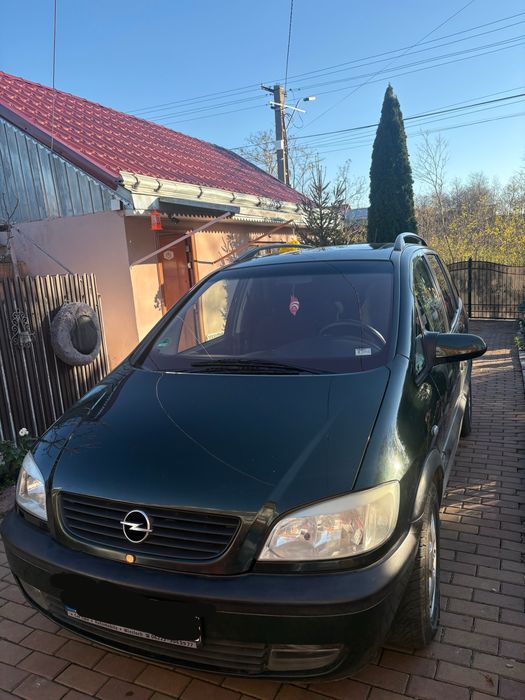 Vând OPEL Zafira