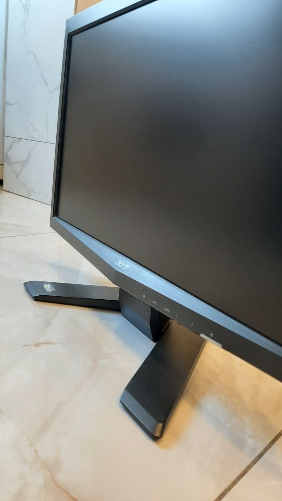 Монитор Acer 20" 1600×900