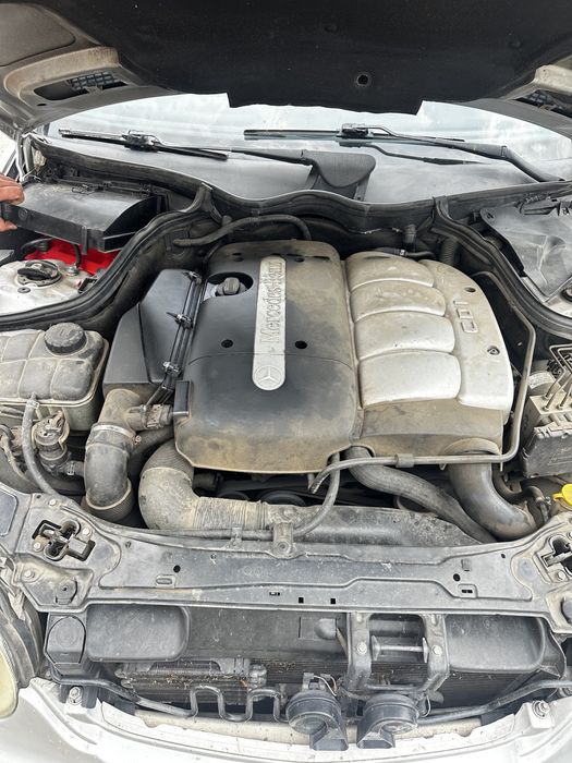 На Части! Mercedes C220 CDI w203 143кс ръчка
