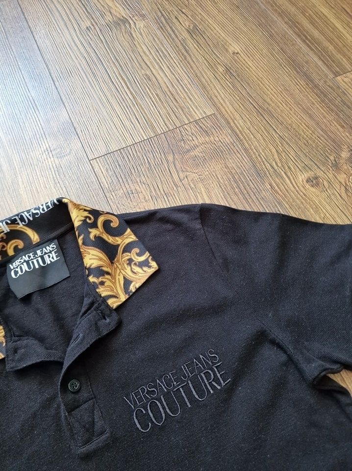 Страхотна мъжка тениска VERSACE JEANS COUTURE размер S