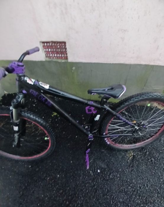 Bicicletă dirt specialisez