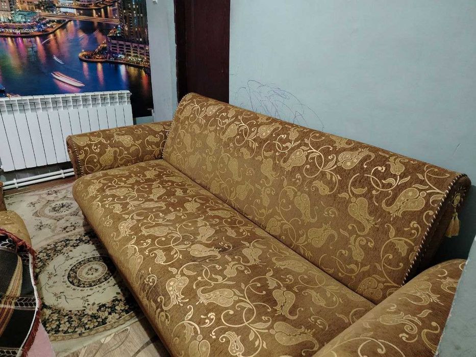 Диван (книжка) и два кресла