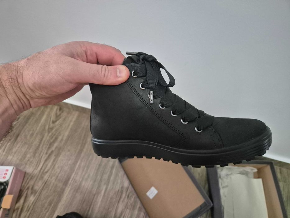 OCAZIE - Ghete ECCO femei/fete mărimea 36 (35) NOI - reducere 60%