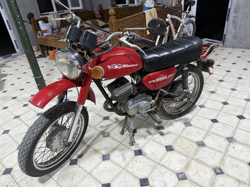 Motosikl Minsk tez va arzon sotiladi