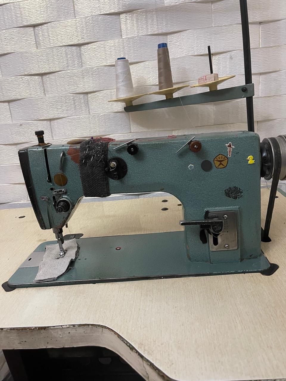 Промышленная  швейная машинка