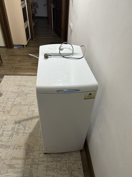 Продам стиральную машину