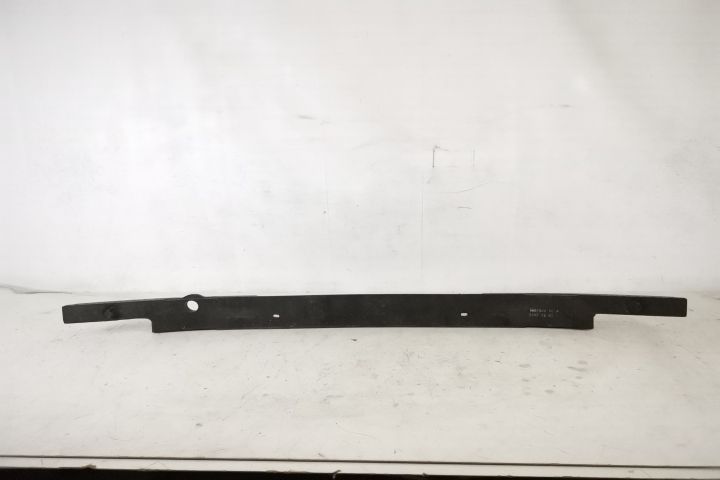 Тесла Модел 3 / Tesla Model 3 Оригинален предни амортисьор в добро със