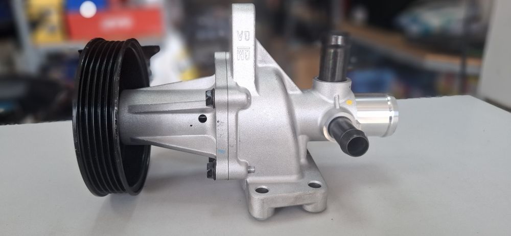 GM водяная помпа (насос)