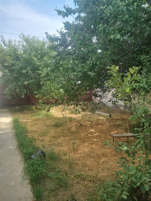 Продам дом в отличном местоположение.