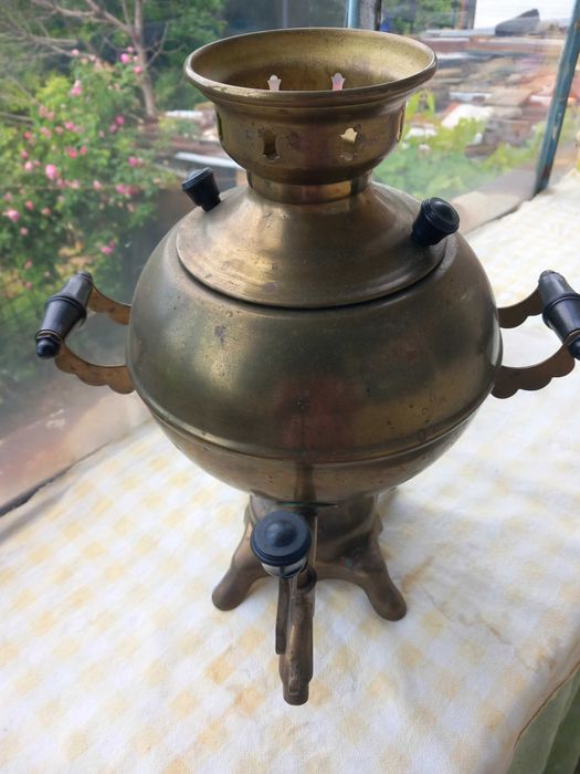 Ретро руски самовар