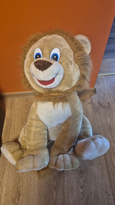 Голяма плюшена играчка ЛЪВ