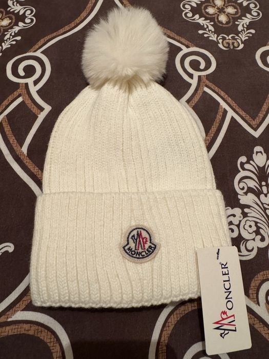 Caciula Moncler dama