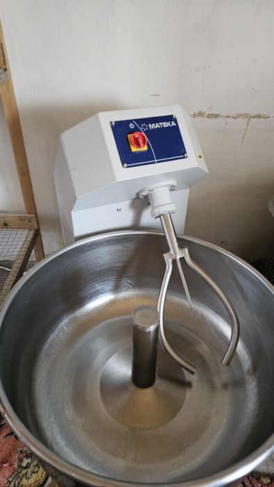Продам  тестомес